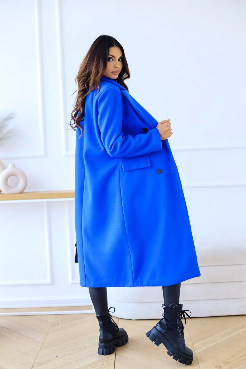 Elara Eleganter Trenchcoat